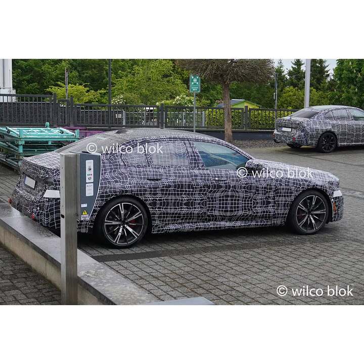 2027 BMW 5 Series_newcarscoops_e001c5785