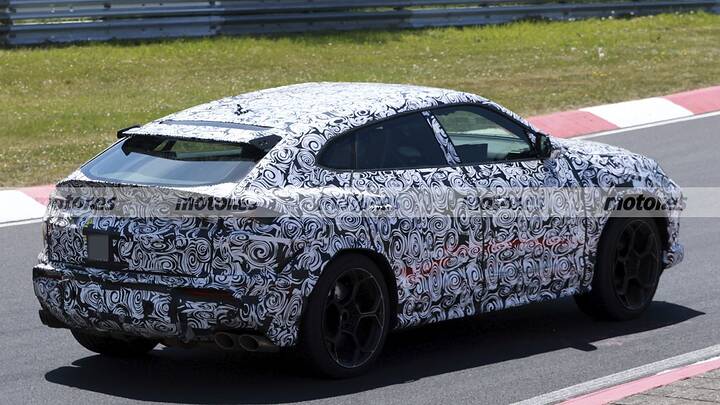 Lamborghini prepara un Urus Performante realmente brutal, un híbrido enchufable que quiere humillar a Mercedes 5