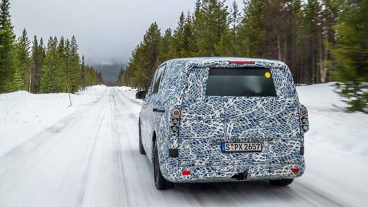 007-mercedes-benz-van-ea-prototype-drive-review