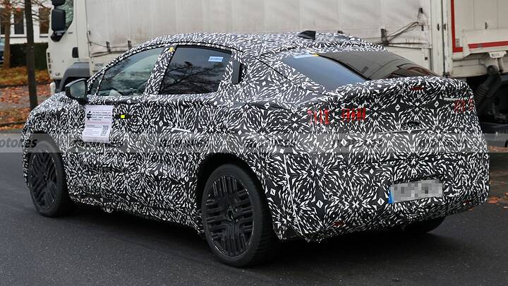 nissan-leaf-2026-fotos-pruebas-desarrollo-2024105324-1732014810_13