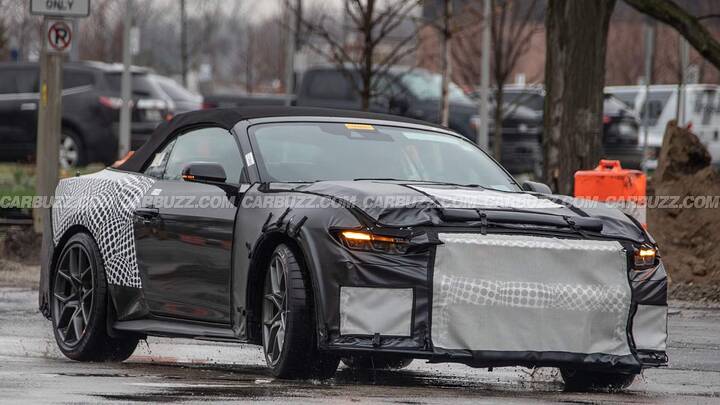 imgi_146_ford-mustang-dark-horse-sc-convertible-spy-photo-newcarscoops-16