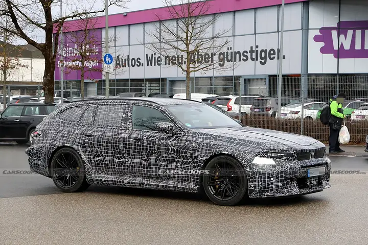 BMW-M5-Touring-Scoop-New-5