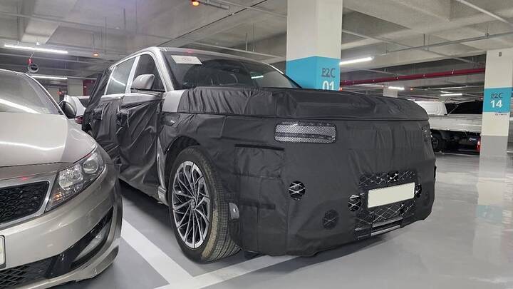 thumb-GV90 basic trim Interior_newcarscoops_1768455579_5352_950x535