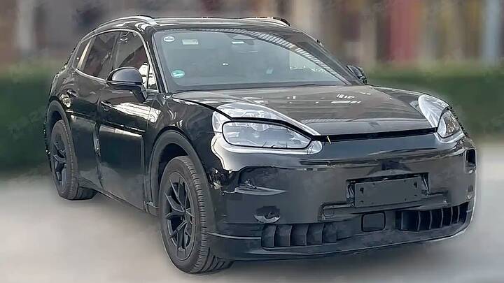 newcarscoops_ 2027 Porsche Cayenne EV(1)