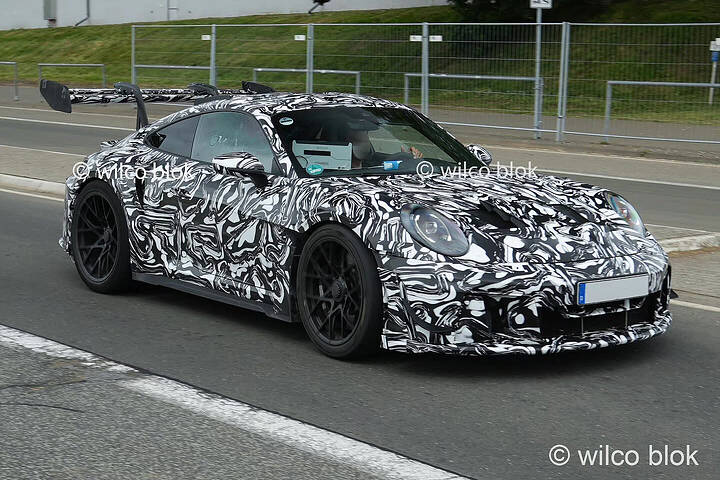 Porsche 992.2 GT3 RS Caught Testing_newcarscoops_8774ebe2