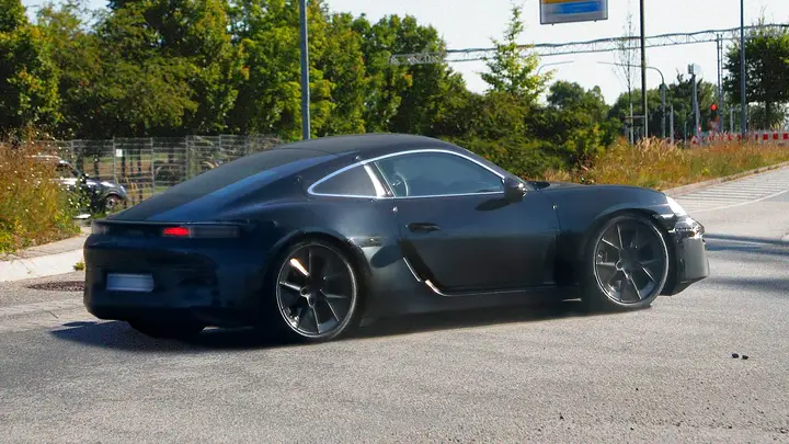 Porsche Cayman 007_njx6ox