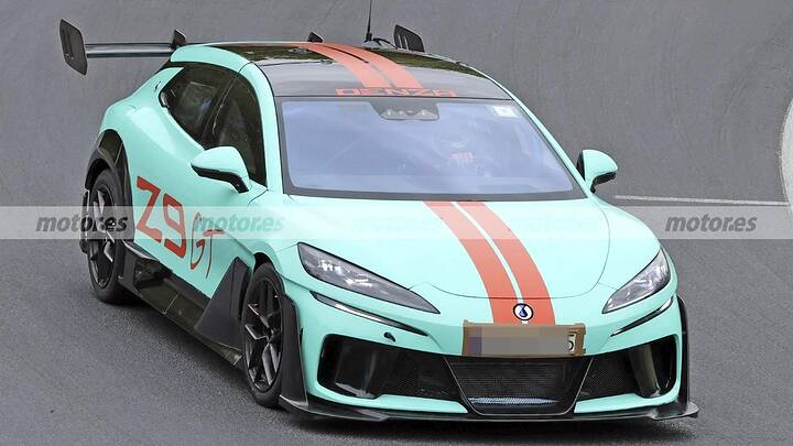 imgi_113_denza-z9gt-xtreme-fotos-espia-nurburgring-2026116024-1787659897_4