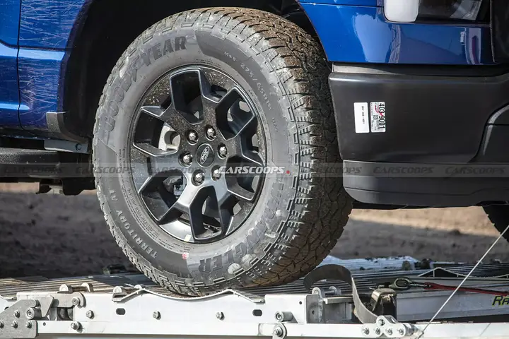 2026-Ford-F-150-Lightning-821-28-1536x1024