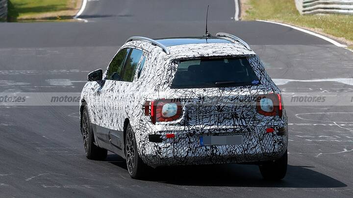 El nuevo Mercedes GLB 2027 se enfrenta a Nürburgring en unas pruebas vitales para el desarrollo 12