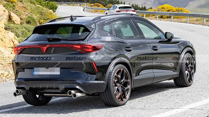 cupra-formentor-2027-fotos-espia-2025108754-1750237697_11