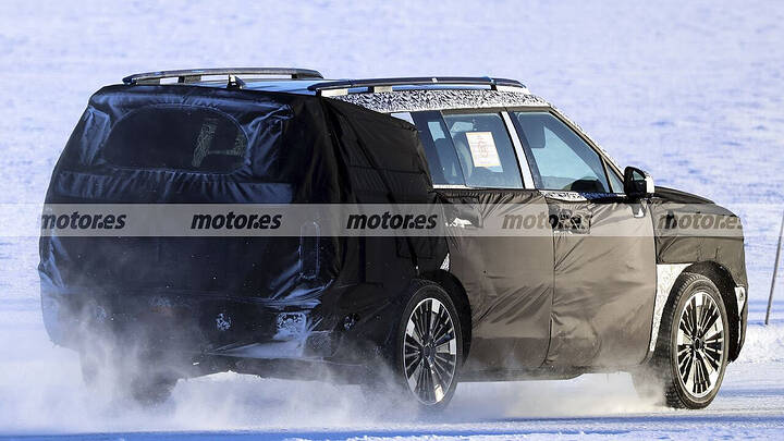 2027-hyundai-santa-fe-newcarscoops0012