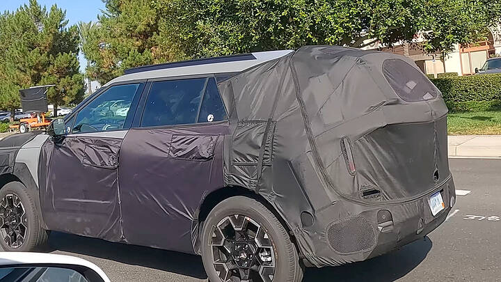 2027 Hyundai Tucson LWB US spec spotted 0-14 screenshot