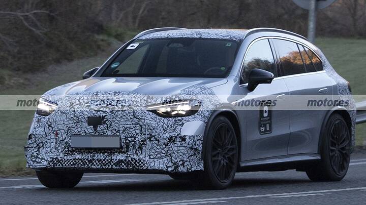 El Mercedes-AMG GLC 53 EQ se destapa, un futuro SUV eléctrico extremo con más potencia de la que imaginas 5