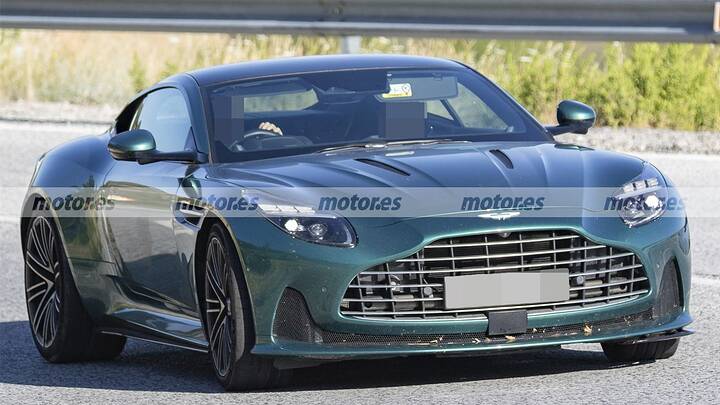 Cazado el próximo DB12 AMR en pruebas, esta mula de Aston Martin deja claro que habrá más de 700 CV 2