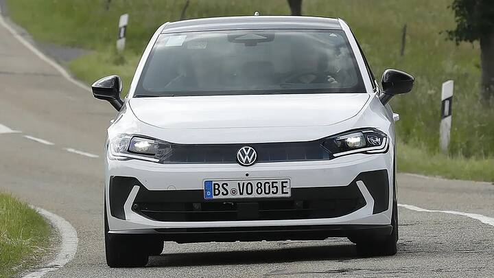 VW ID2 spy shots - head shot_udz6gp