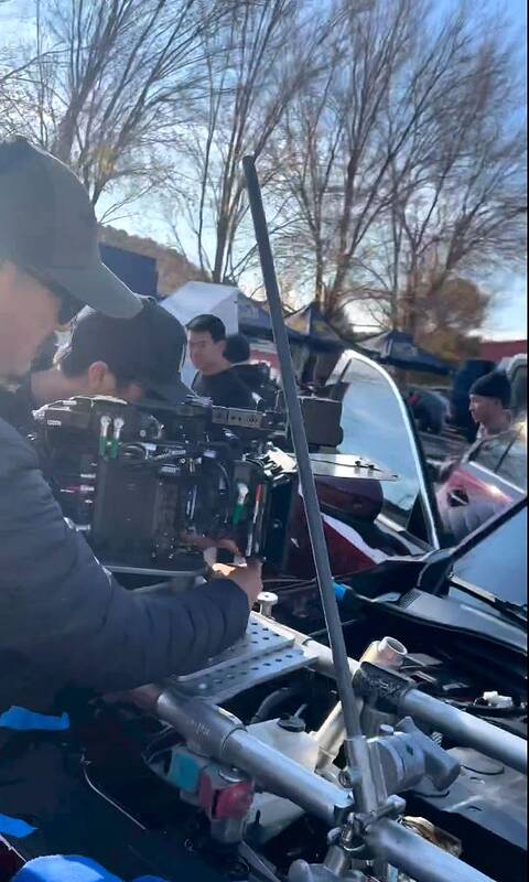 2024-mazda-cx-90-in-artisan-red-premium-is-accidentally-revealed-by-british-tv-star_4