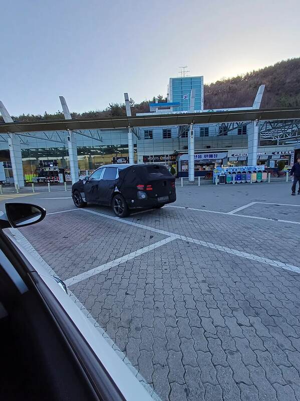 1280＿2027 Genesis GV80 Hybrid_newcarscoops＿171954