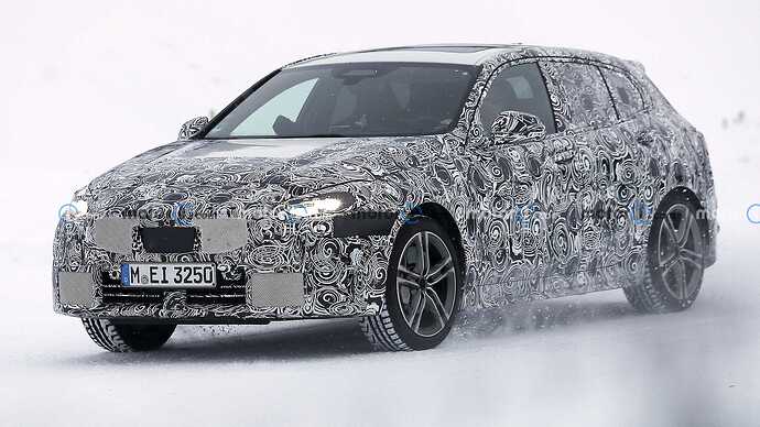new-bmw-1-series-facelift-spy-photos (1)