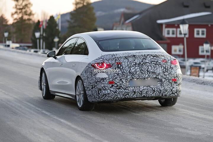 2026-mercedes-benz-cla-snapped-with-less-camouflage-than-before_12