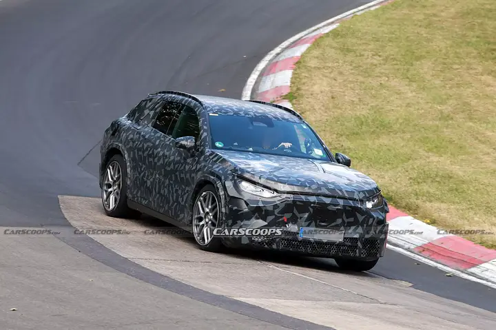 AMG-SUV-scoop-00004-2048x1365