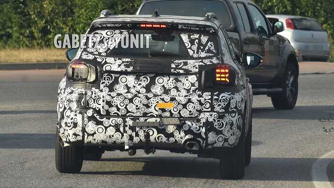2023-jeep-junior-or-jeepster-spy-shots (6)