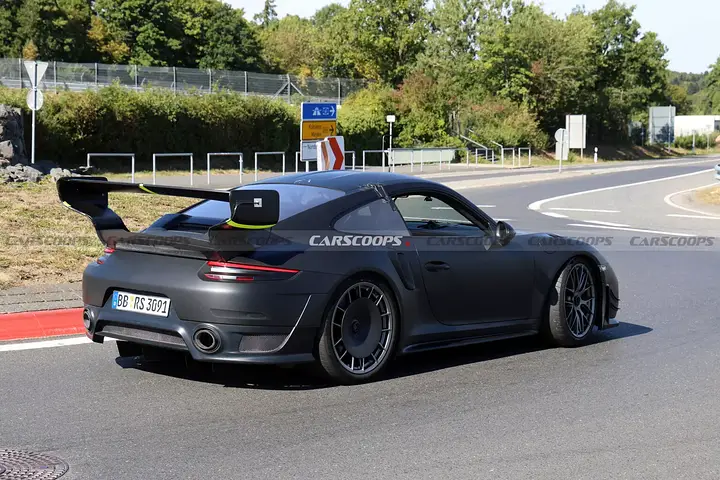 Porsche-Manthey-Flachbau-825-13-1536x1024