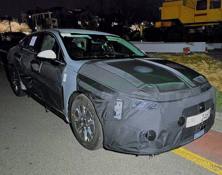 imgi_28_2027 Kia K5_newcarscoops_0