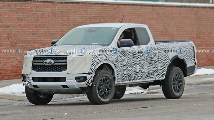 2024-ford-ranger-tremor-front-view-spy-photo