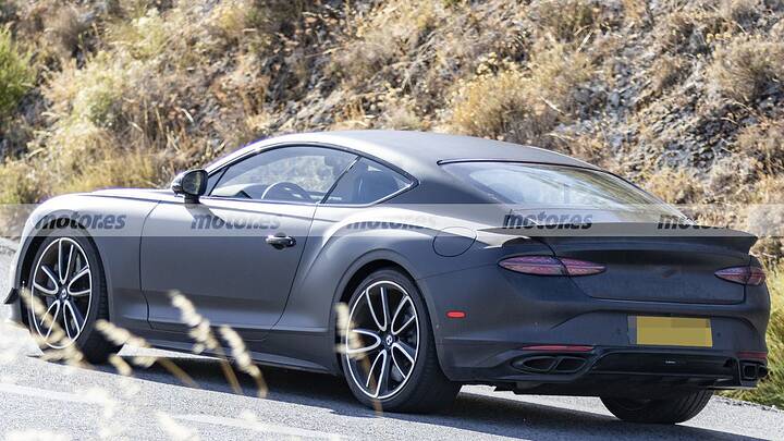 bentley-continental-gt-supersport-2027-fotos-espia-2025109914-1756992903_17