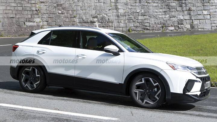 El nuevo T-Roc 2026 aparece donde (y como) nadie lo esperaba, Volkswagen no lo ha podido evitar 11