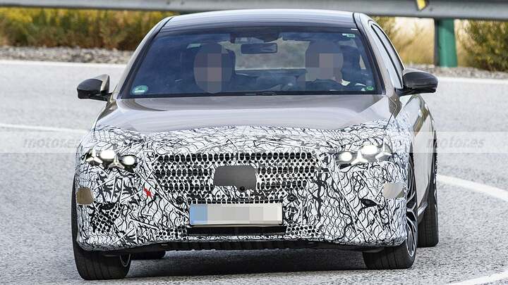 Mercedes ha entendido a la perfección el futuro, el nuevo Clase S se reinventará más por dentro 0