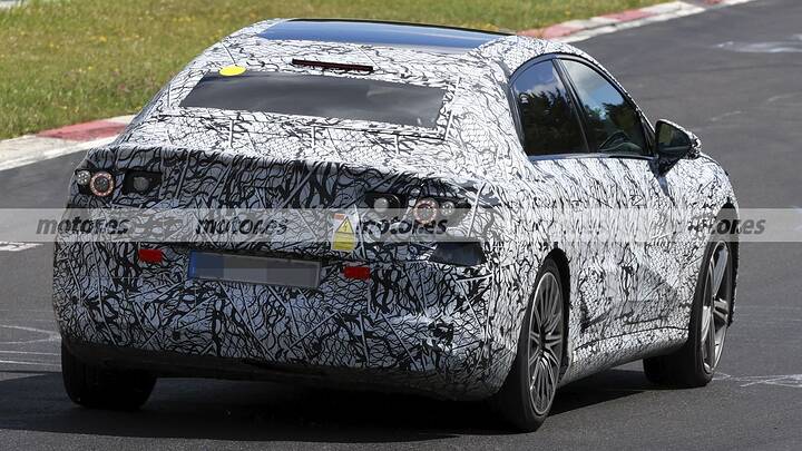 mercedes-clase-c-eq-fotos-espia-nurburgring-2025109651-1755595017_12