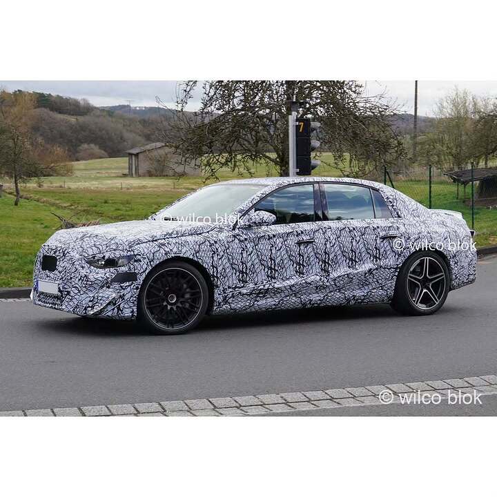 Still no sighting of a new E63... but what is coming- an electric Mercedes-AMG E-class!#Mercede (1)