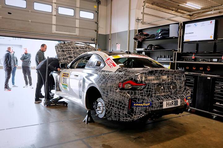 bmw-s-new-m2-racing-car-spied-at-the-nurburgring-competitional-debut-scheduled-for-2026_3