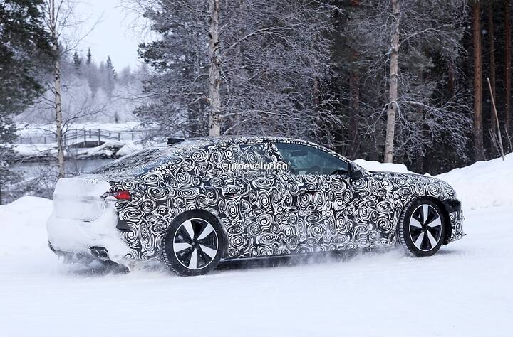 2025-audi-s5-sportback-spied-in-rhd-guise-shows-where-the-performance-sedan-is-heading_27