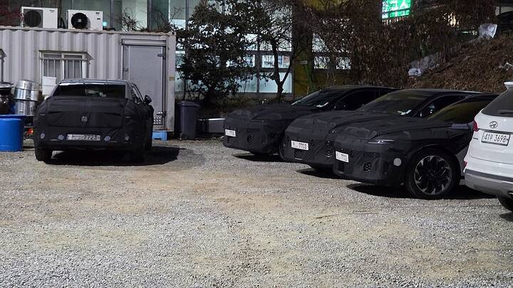 Grandeur facelift test cars_0599_950x535