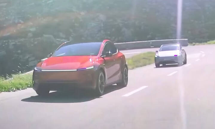 tesla model Y0001