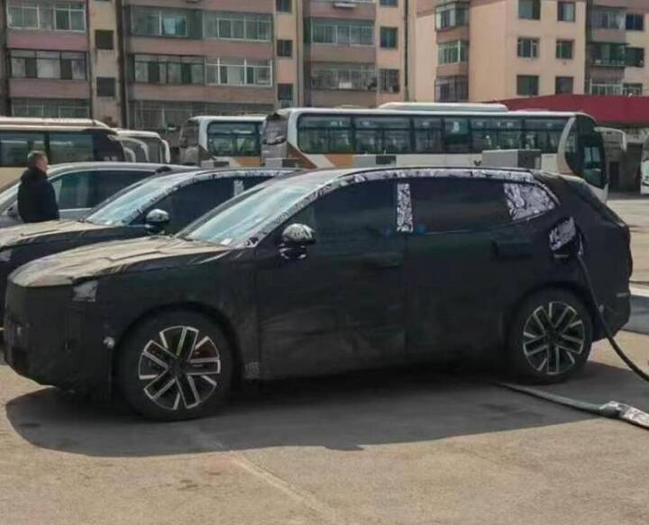 SnapInsta.to_540718342_17943578433042379_4898780356508986340_n.jpg.0f06df09f7873e4edc428d3f3b6dae21