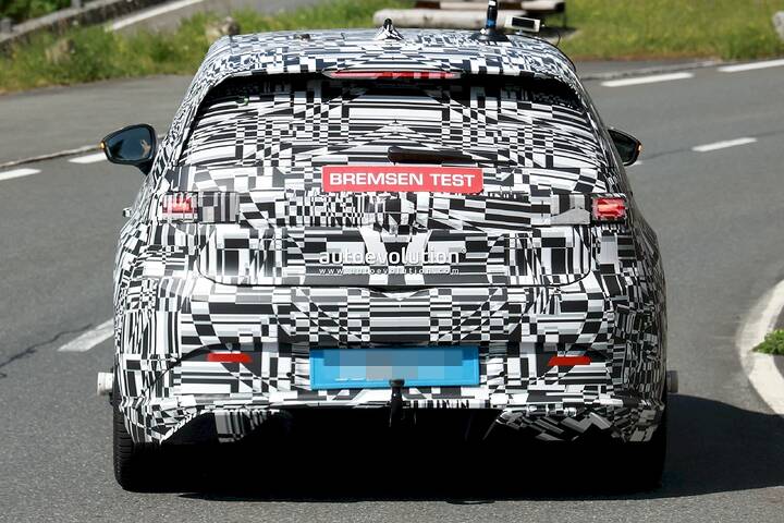 imgi_47_volkswagen-id2-gti-caught-testing-its-braking-system-hardcore-clubsport-variant-rumored_14