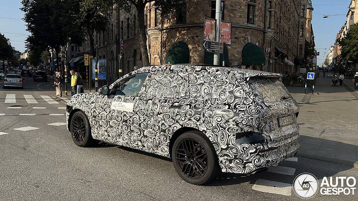 audi-sq9-2027-571f0-c770408092025155154_7