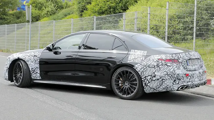 Mercedes-AMG S63 Facelift - rear angled_dpjgrr