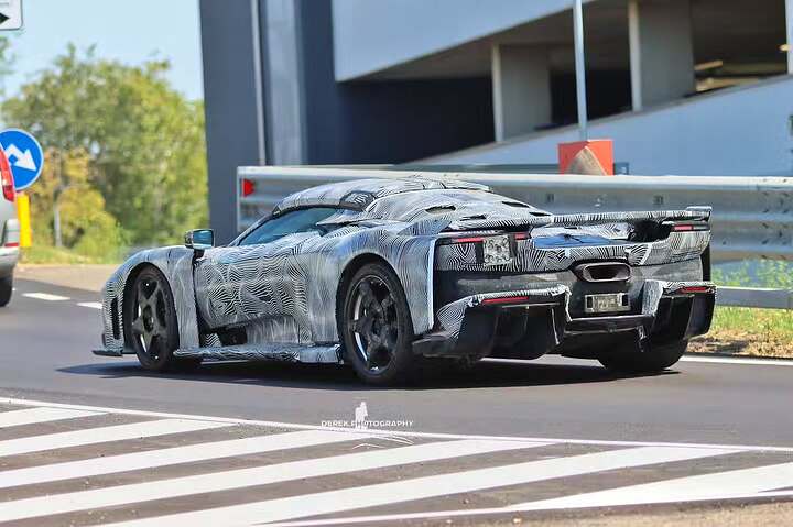 The F80 Aperta, the final road testing is now on her way! Will this be the big reveal model for (3)