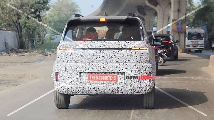 new-hyundai-suv-spied-ice-ev