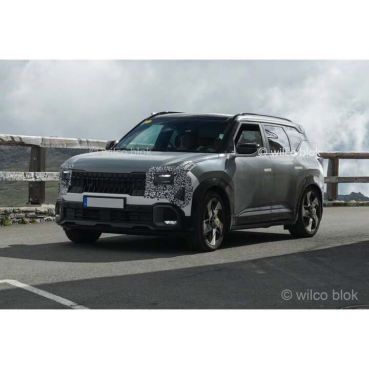 Kia Seltos spotted testing in the Alps- this could be the Hybrid version. Set to be launched la