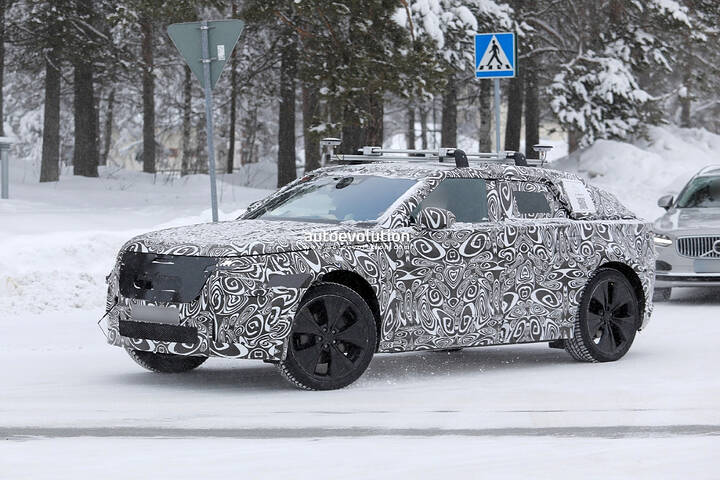 2027-range-rover-velar-electric-spotted-newcarscoops-0018