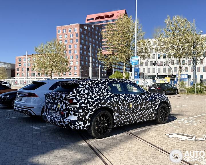 mercedes-amg-gt-suv-df947-c7609270520261620272