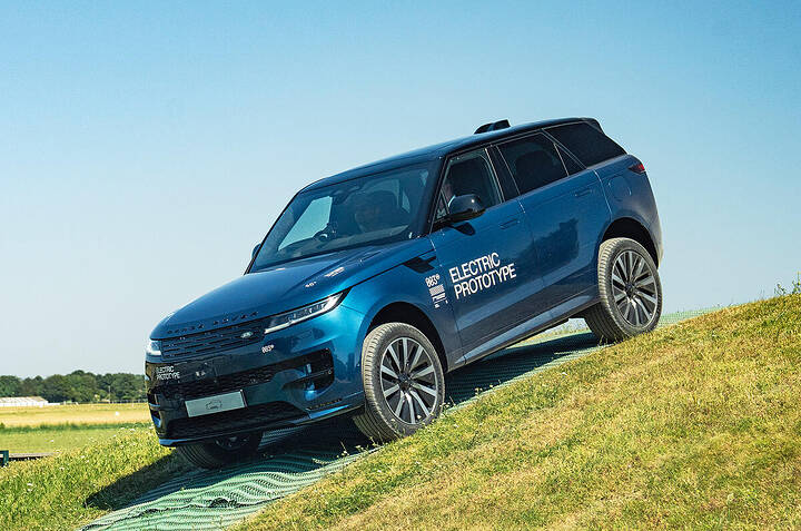 range-rover-sport-electric-prototype-004