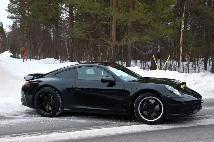 Porsche-Daka-newcarscoops-8-2048x1365