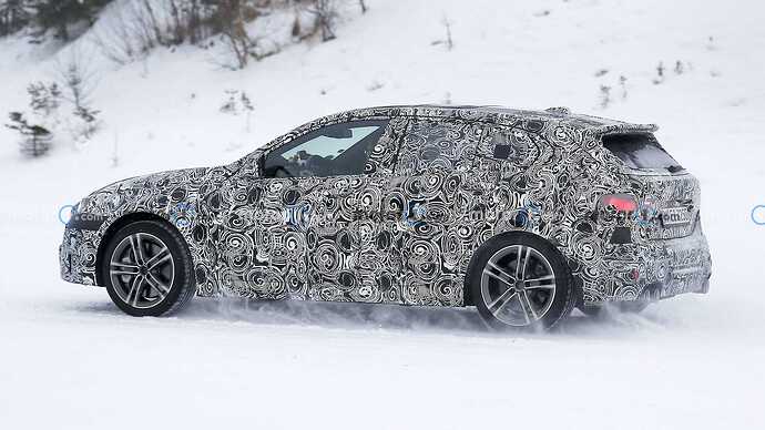 new-bmw-1-series-facelift-spy-photos (6)