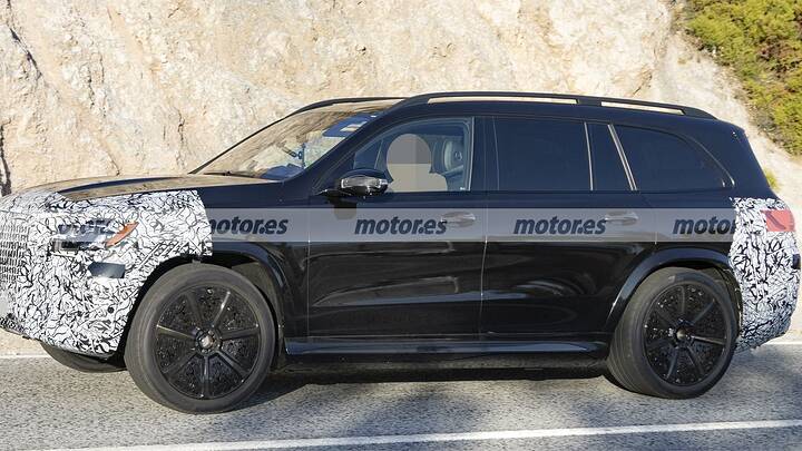 mercedes-maybach-gls-facelift-fotos-espia-2026-2025109626-1755340719_6
